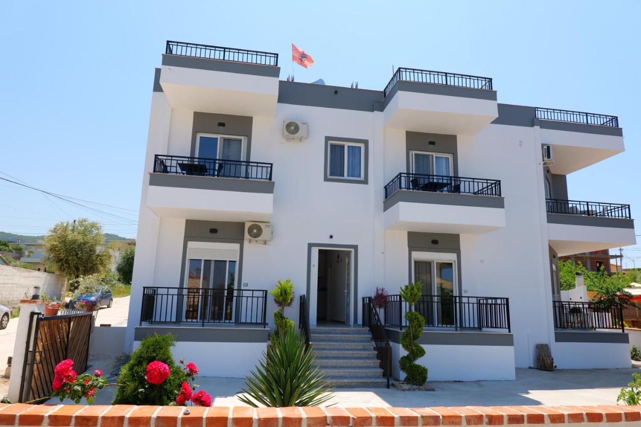 Julies Vila Ksamil Extérieur photo